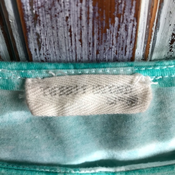 Twenty Second Asymmetrical Side Button Tee - Picture 5 of 6